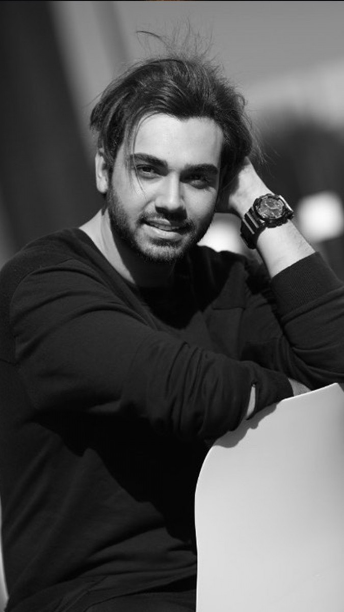 سینا درخشنده-خواننده
